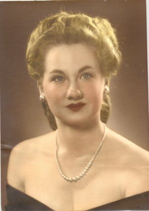 Photo of LaVonne W. Stenberg