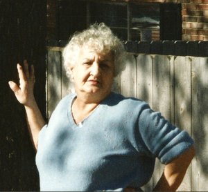 Photo of Lyndall Kelly