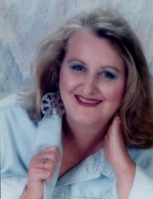 Photo of Linda Fern McIntyre