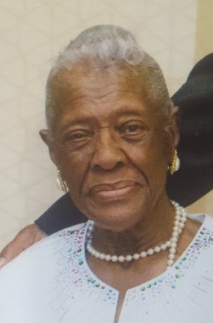 Photo of Azzie  Lee  Maxwell