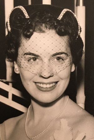Photo of Lois Jeanne Fisher
