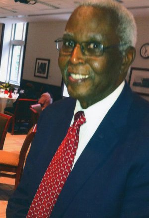Photo of Dr. William (Bill) Edwin Thomas