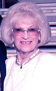 Photo of Elizabeth Lunati Kulbeth