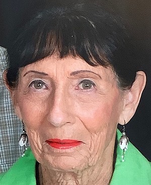Photo of Lois Slusarek