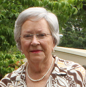 Photo of Betty Ione Leis