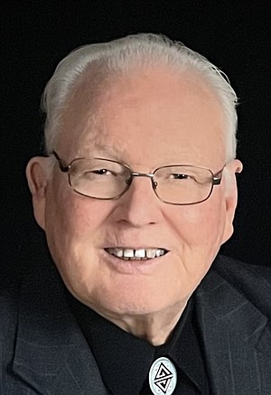 Photo of Dr. Bill Oldham