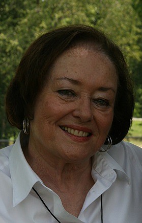 Photo of Sue Frowick Watkins