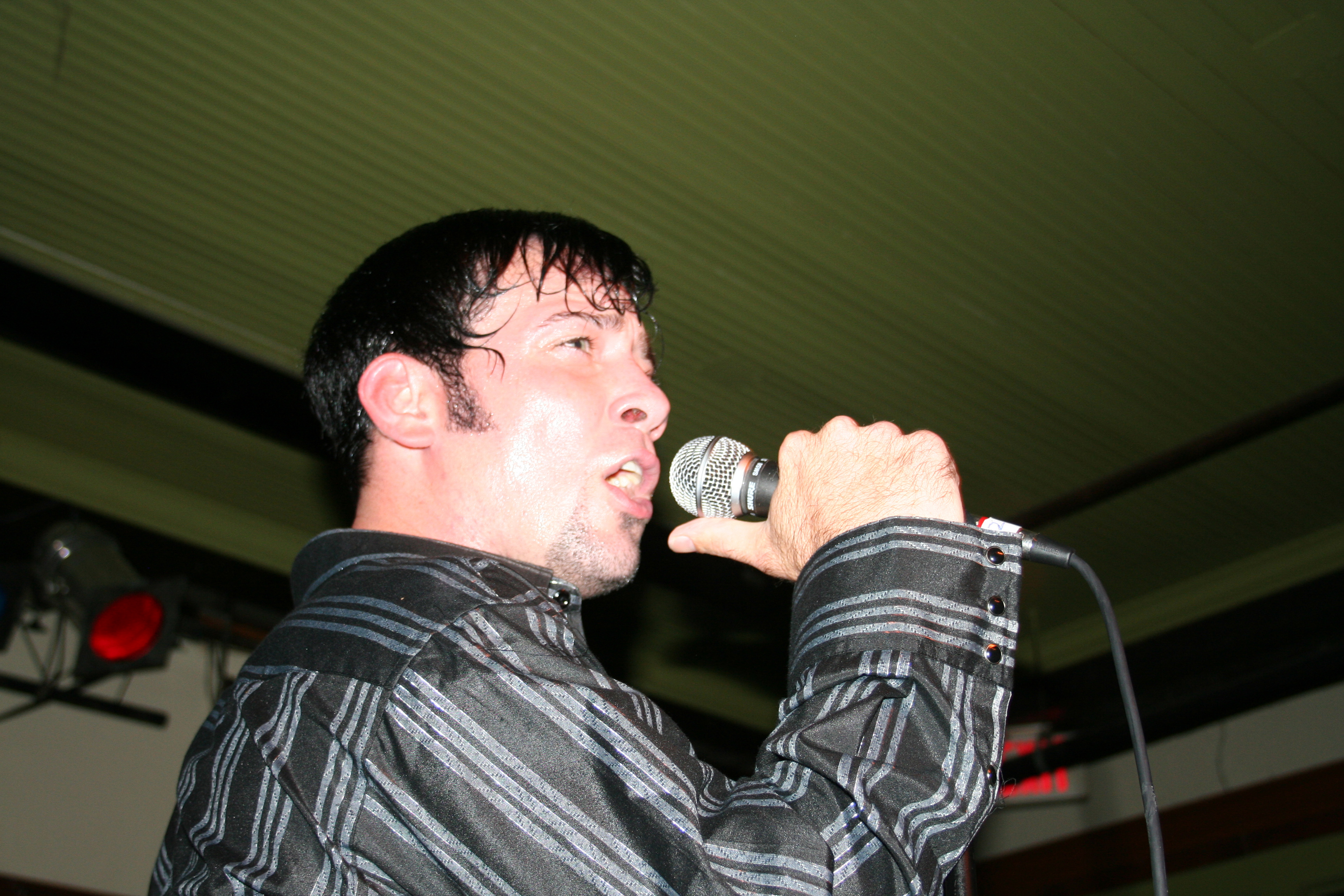 The lead singer from The Getty's always makes the crowd happy
