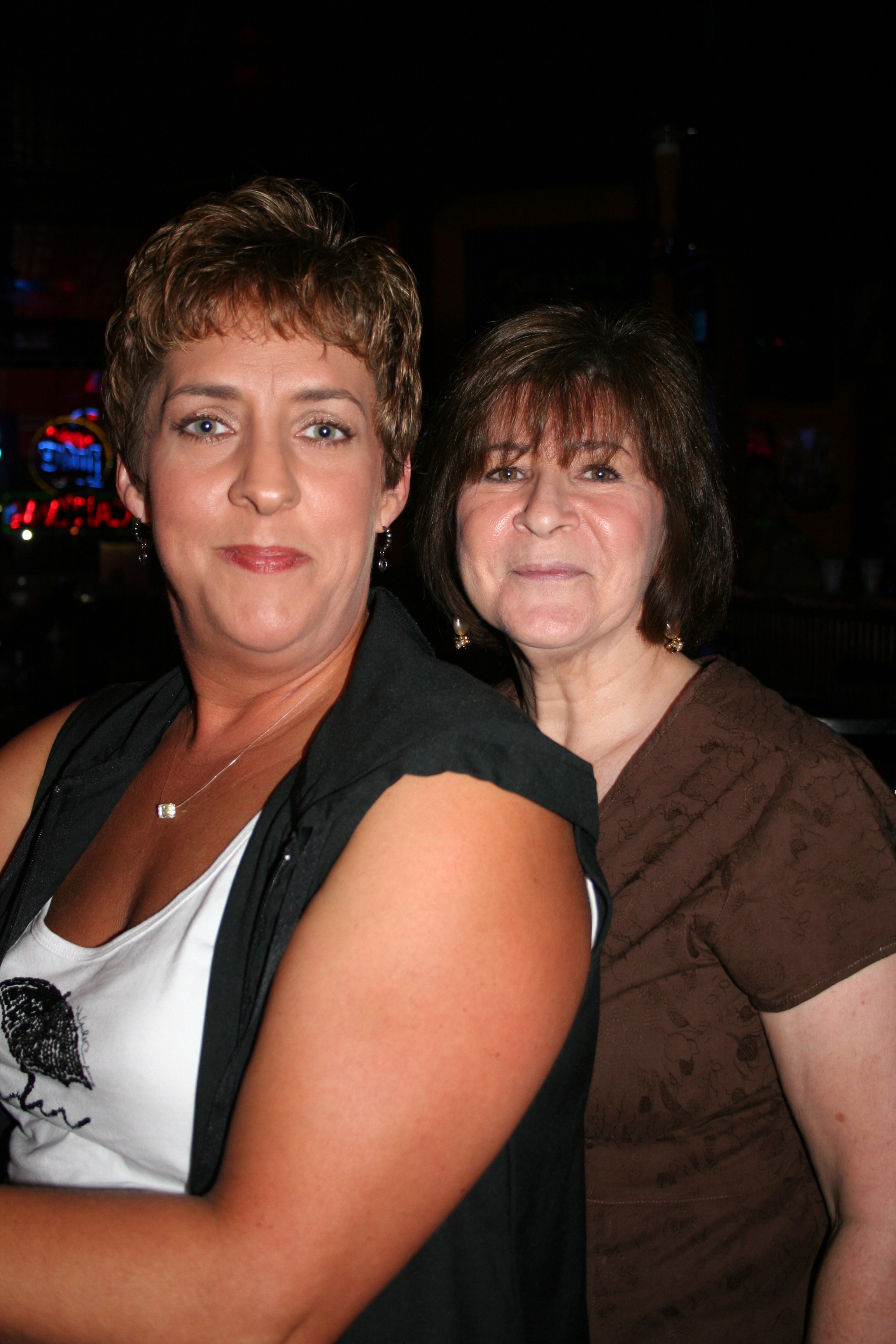 Geneine Arnold and Anita Vaughan enjoy the KSSN party.
