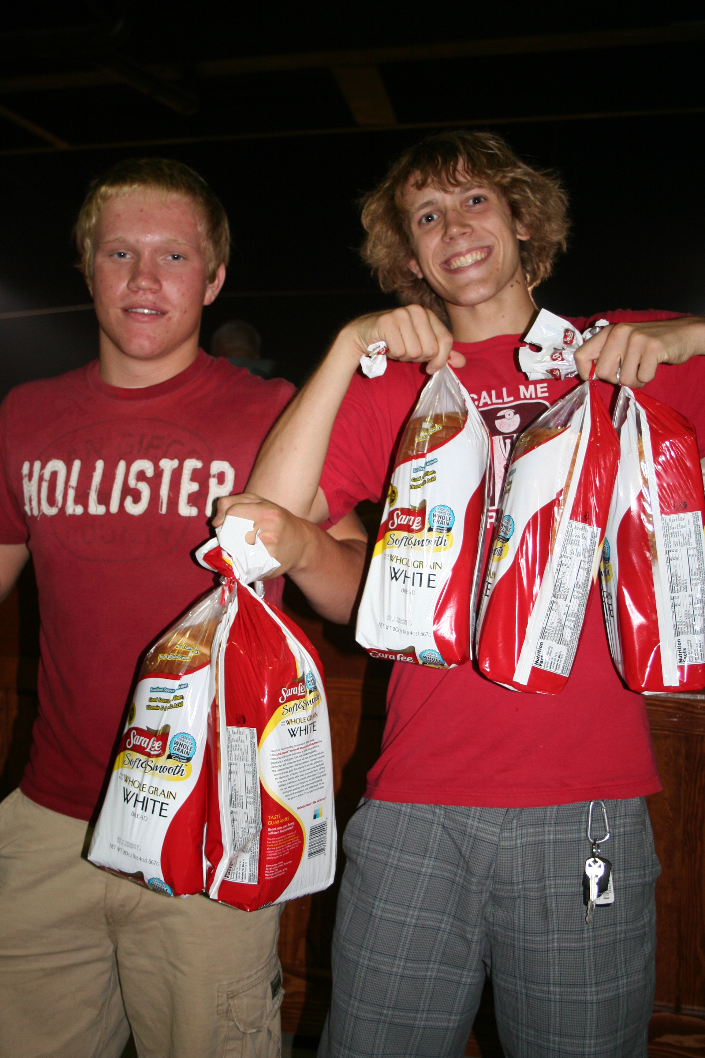 The fans were treated to loaves of bread as they left the game! Sponsored by Sara Lee.