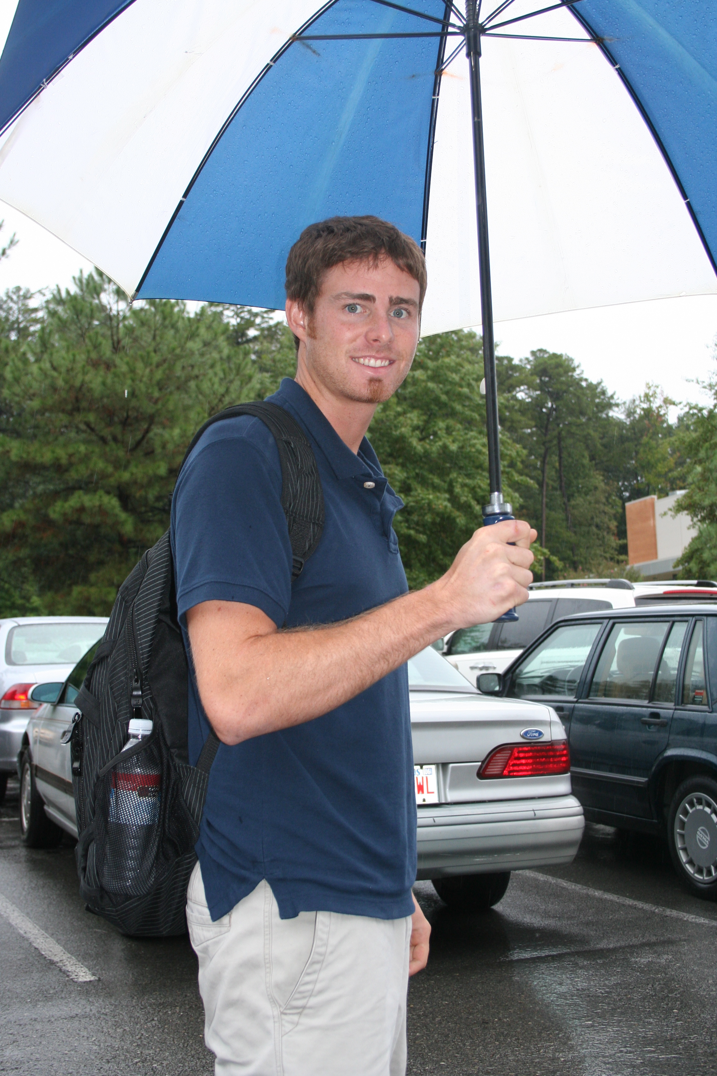 Marshall Bettoney walks to the Jack Stephens Center.