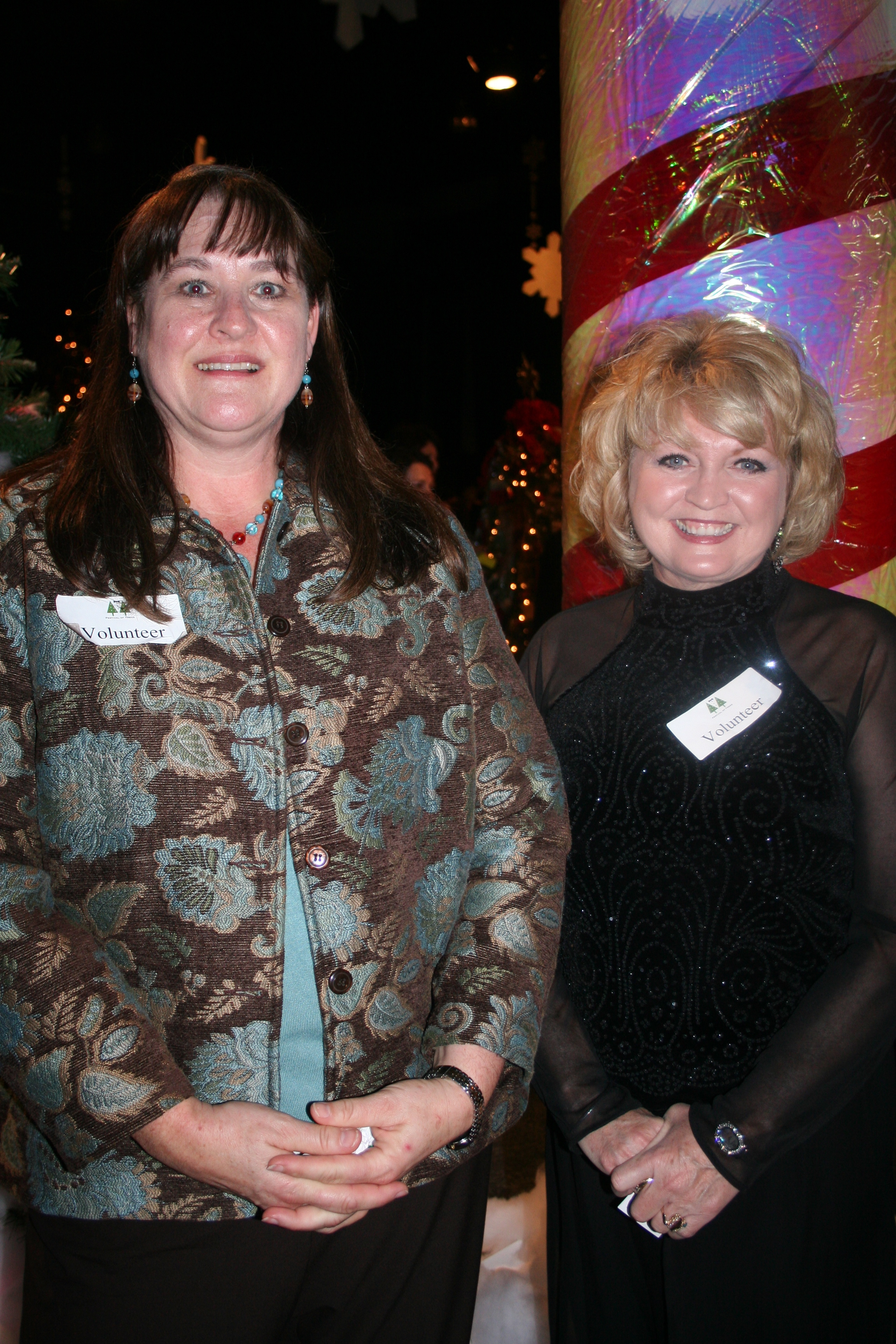 Rhonda Prewitt and Jeanette Hill