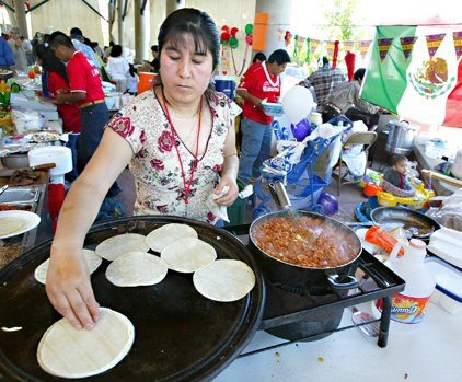 Cinco de Mayo falls on Monday, but downtown's fiesta of food takes place Sunday.