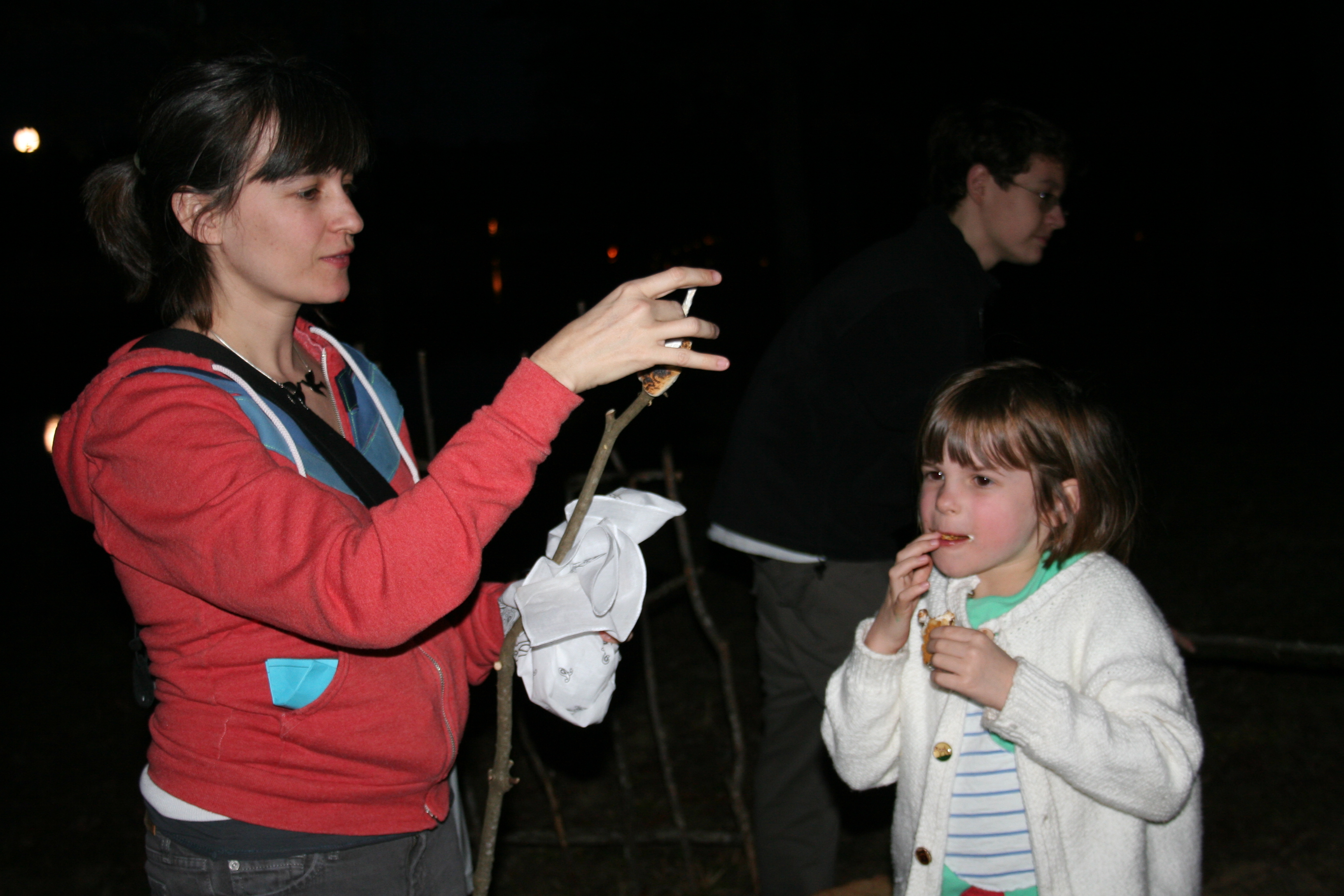Katherine and Helen Wyrick enjoy s'mores.