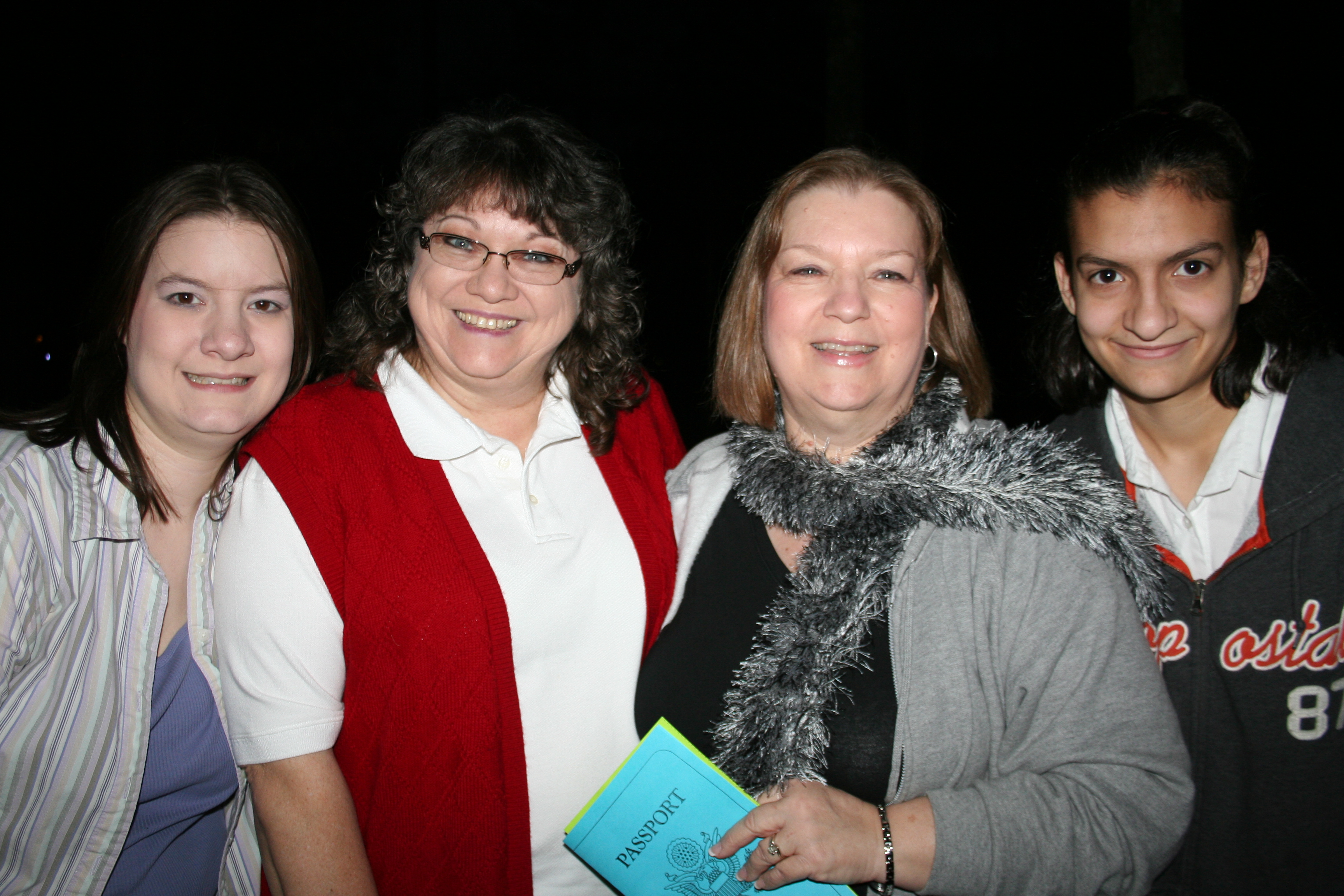 Alayna Simpson, Sue Roedel, Linda Scott and Elizabeth Scott
