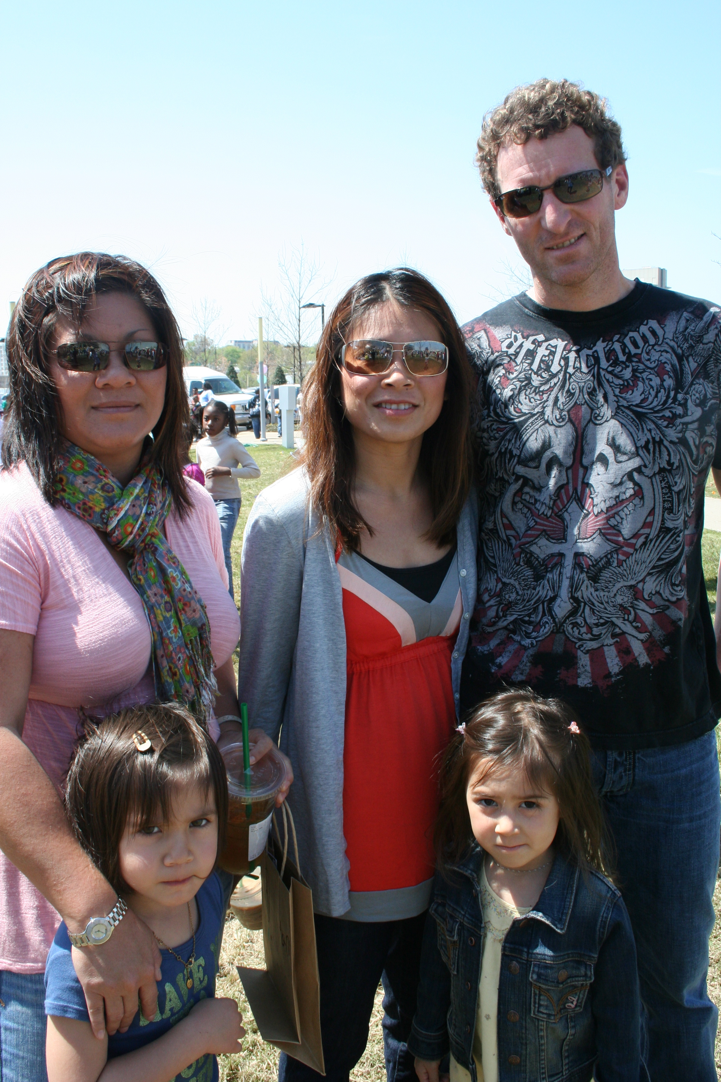 Anne and Tallon Brown with Chai, Malia and Lindsey Clyburn