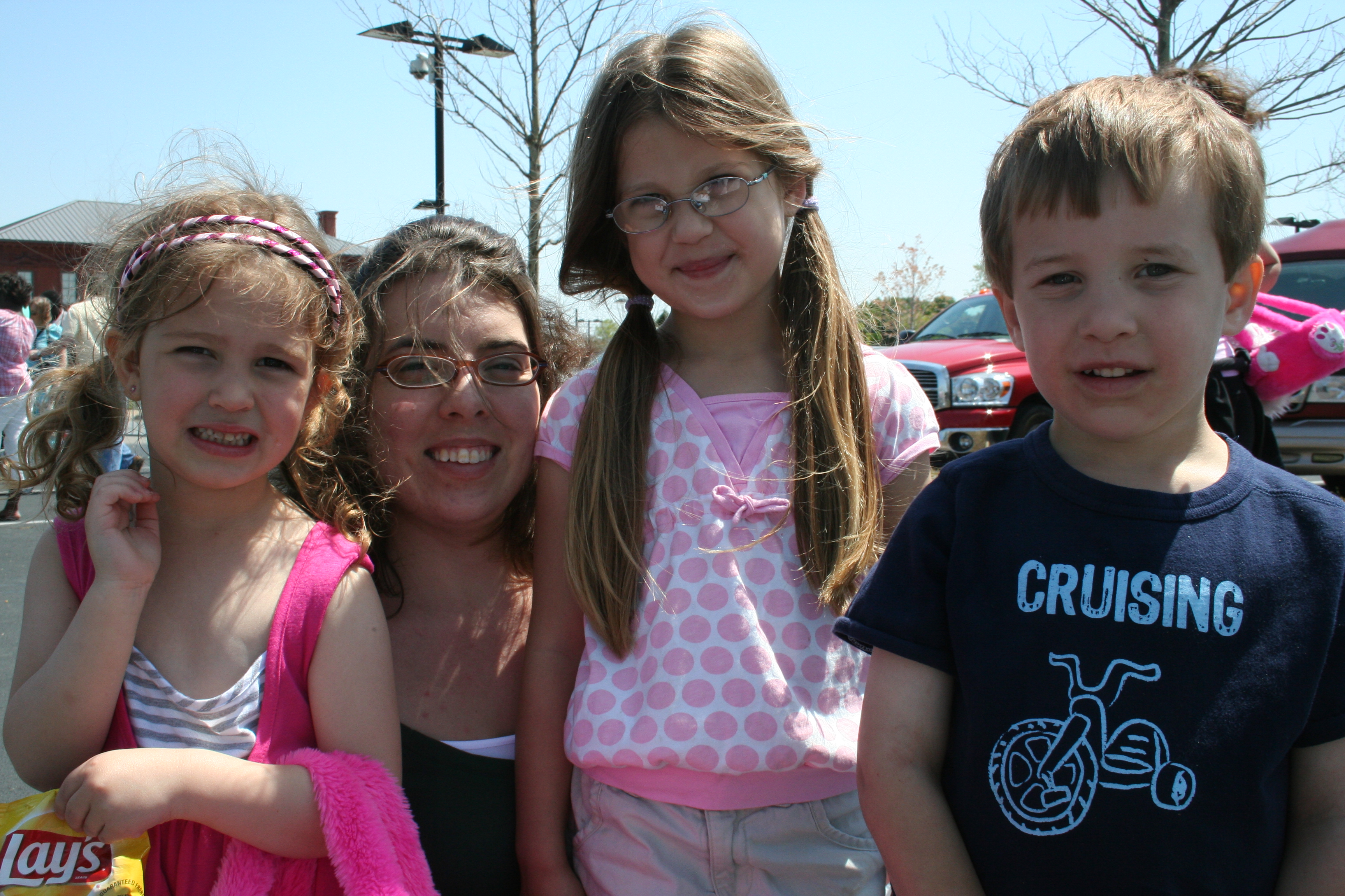 Kendall Caudill with Paula, Haley and Ian Draeger