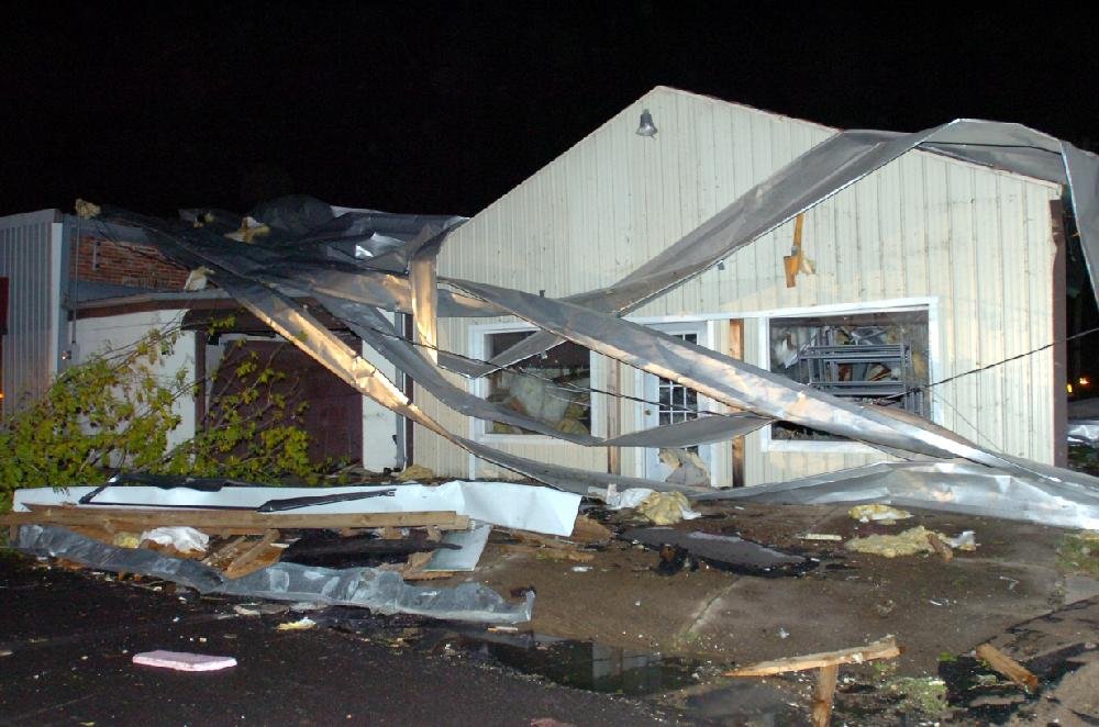 Mena Tornado Damage 04.10.2009