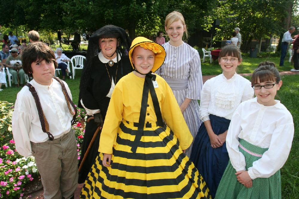 The sundressed and sun-drenched met at Washington Countys Headquarters House for the 39th year for the ice cream social.