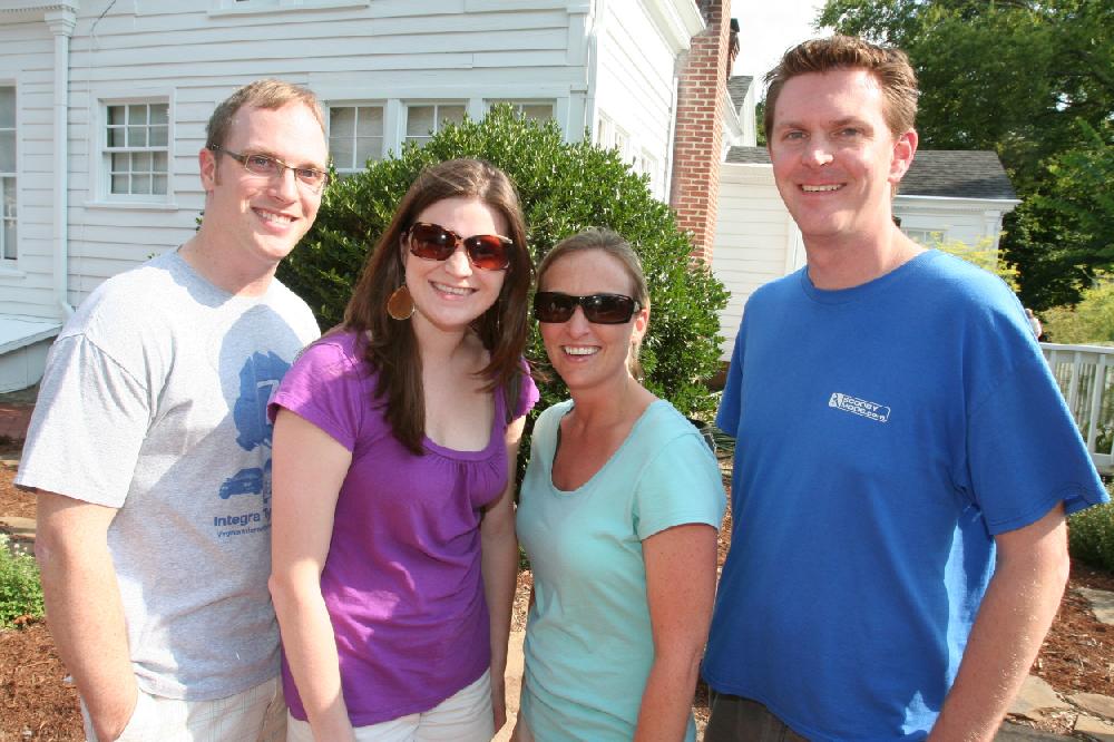 The sundressed and sun-drenched met at Washington Countys Headquarters House for the 39th year for the ice cream social.