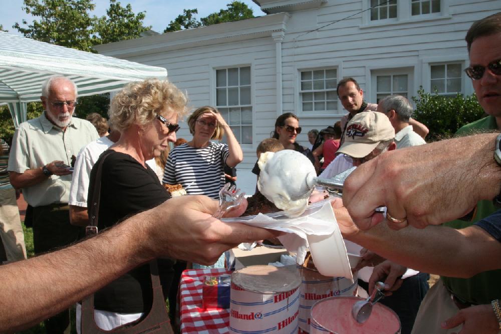 The sundressed and sun-drenched met at Washington Countys Headquarters House for the 39th year for the ice cream social.