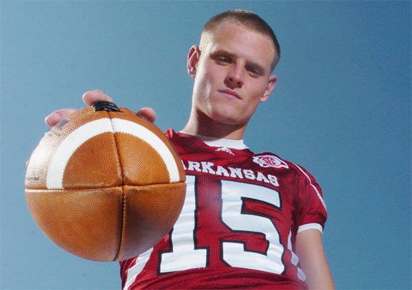 Arkansas redshirt sophomore quarterback Ryan Mallett is ready to lead the Razorbacks after sitting out a season as a transfer from Michigan.