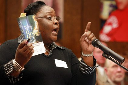 Jackie Jackson of the Little Rock Urban Collegiate Public Charter School for Young Men speaks to the Arkansas Board of Education on Monday.