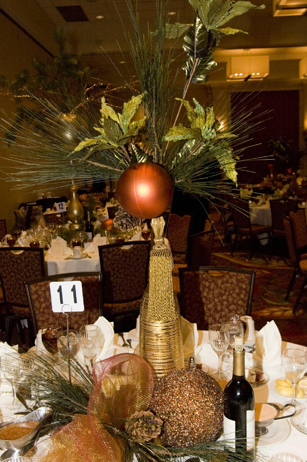 Arkansas Democrat-Gazette photo by Cary Jenkins 120909Guest tables held a variety of Christmas centerpieces