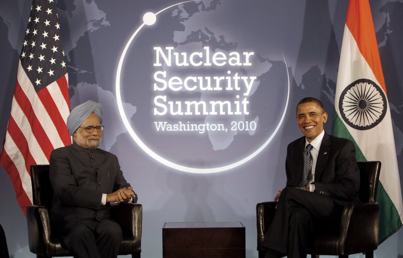 President Barack Obama, right, meets with India's Prime Minister Manmohan Singh, left, in advance of the Nuclear Security Summit, at Blair House in Washington, Sunday.