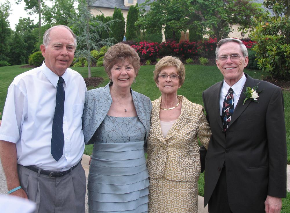 Arkansas Democrat-GazetteERIN CAIN
priest wed 7
Grandparents of the bride Terry and Bonnie Lavy and Don and Patty Pitts
51510