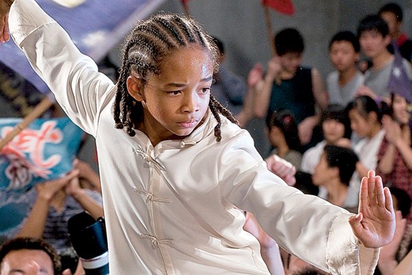 Dre Parker (Jaden Smith) has to adapt to his new life in China and defeat bullies in a king fu tournament in Harold Zwart’s new version of The Karate Kid.