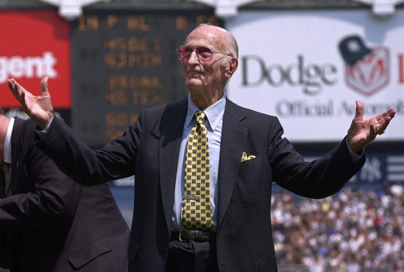 Derek Jeter introduced by the late Bob Sheppard in 2010 All-Star Game 