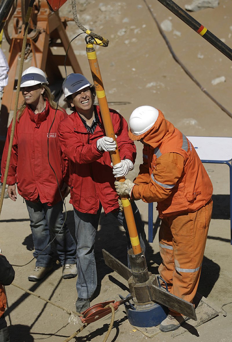 Chilean mine collapse communication essay example 06 image