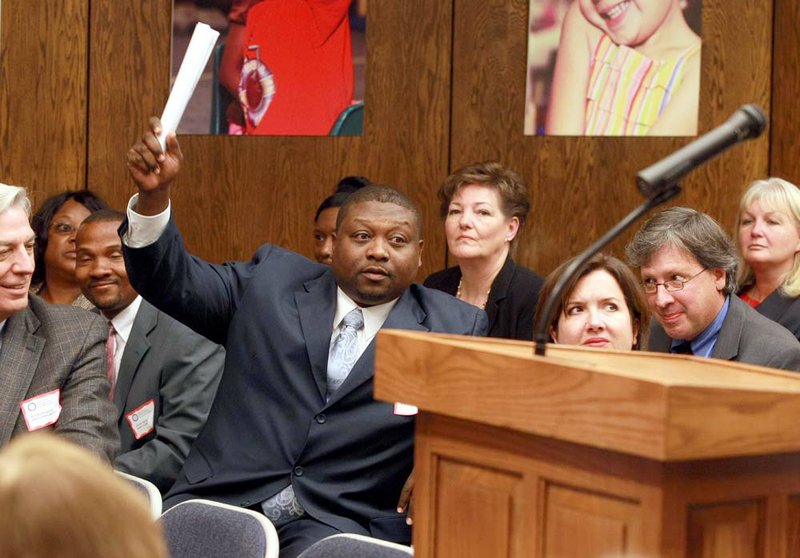 Helena school district again in fiscal distress