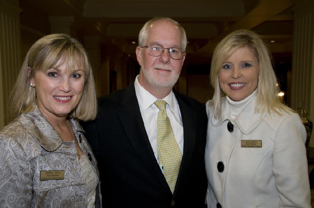 Arkansas Democrat Gazette photo by Cary Jenkins
Debbie and Ken Shea with Cara Wade