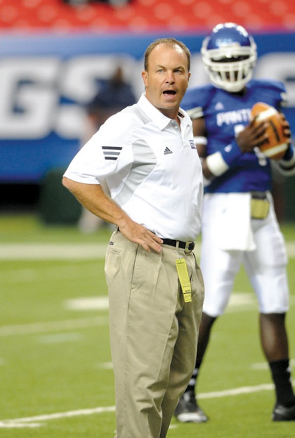 Rogers native John Bond is the offensive coordinator for Georgia State’s first offensive coordinator. The former Mounties quarterback is a 25-year veteran of college coaching, including 11 seasons as an offensive coordinator at Georgia Tech, Northern Illinois, Army and Illinois State.
