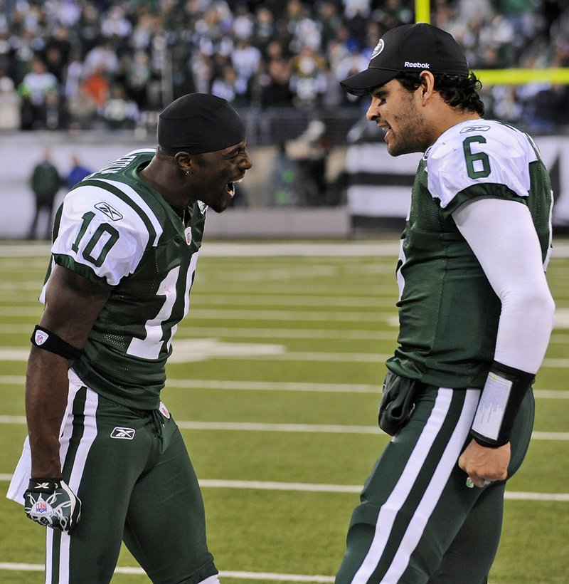 New York Jets: Mark Sanchez to Santonio Holmes Wins Third Straight