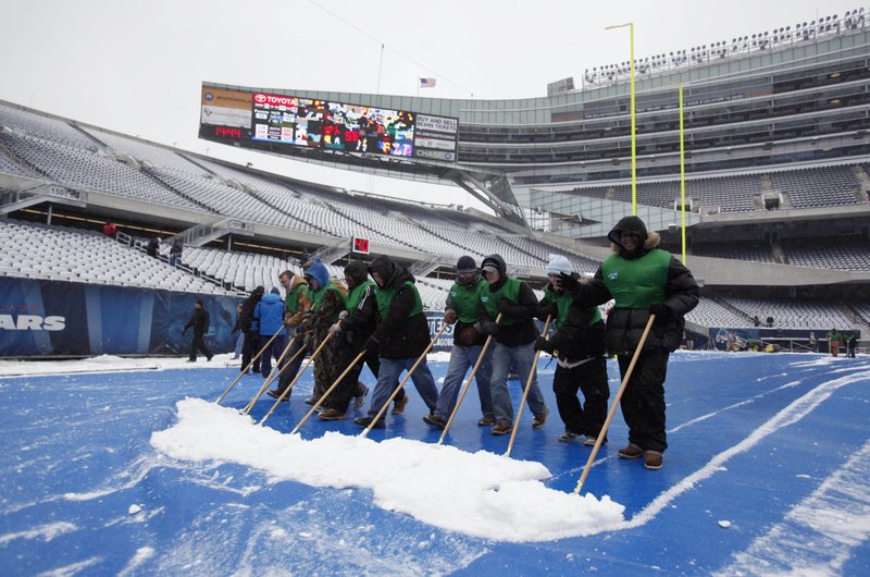 Minn Metrodome Roof Collapses In Midwest Blizzard