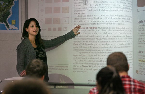 Audrey Duncan teaches biology to sophomores and juniors at Decatur High School. The Decatur School District had nearly an 88 percent remediation rate among seniors last year, a statistic that state education administrators are struggling to improve.