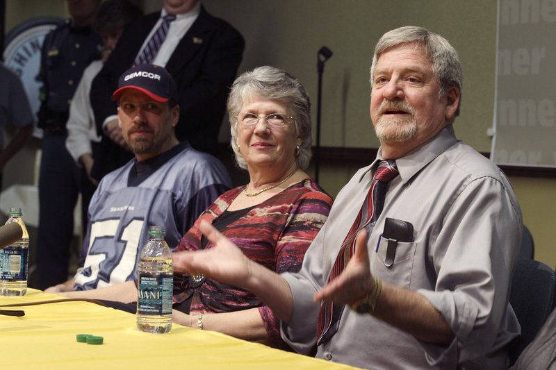 Jackpot winner was 'pale, shaking' when he won | The Arkansas Democrat