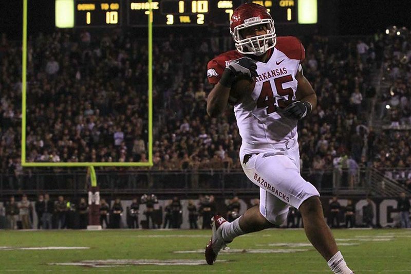 Arkansas tight end D.J. Williams is a finalist for the Sullivan Award, presented to the best amateur athlete in the country. 