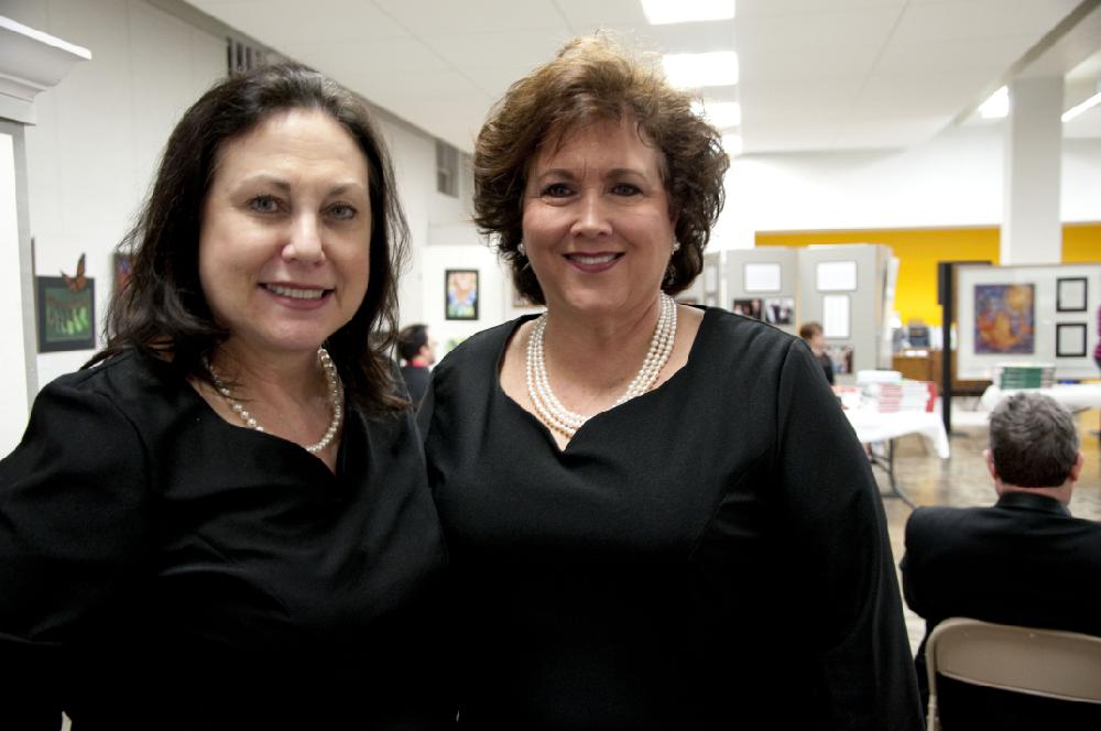 Arkansas Democrat Gazette photo by Cary Jenkins 2/19/2011
Dora Bradley and Beverly Williams