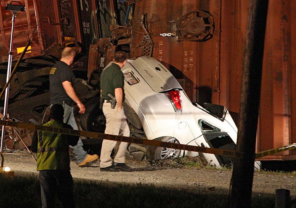 Driver killed in train derailment identified | The Arkansas Democrat ...