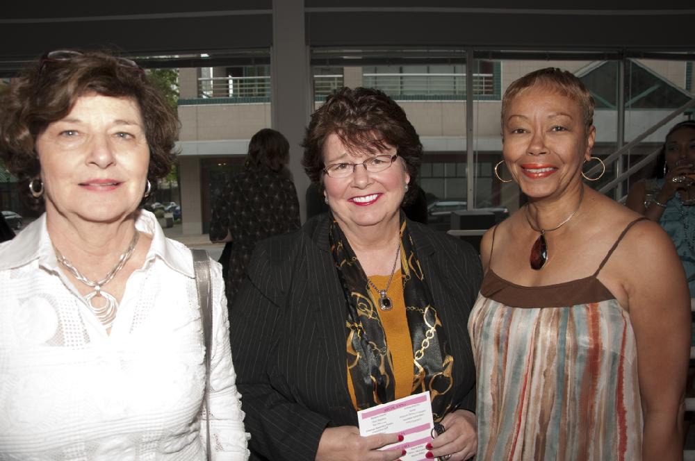 Arkansas Democrat-Gazette/CARY JENKINS
4/18/11
Scotty Shively, Sharon Davis and Valerie Pruitt