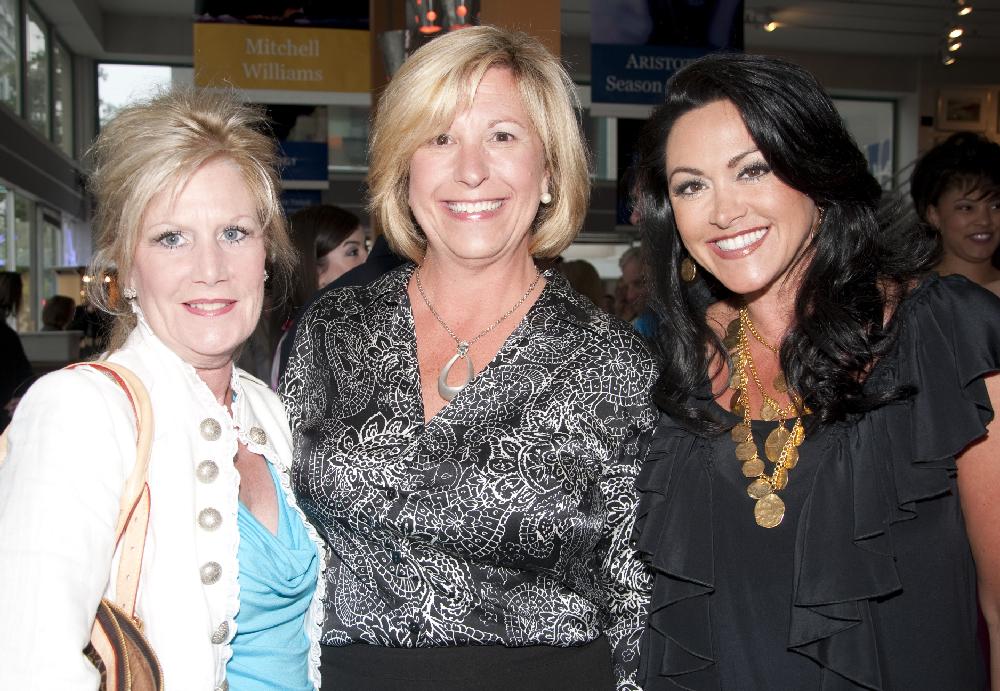 Arkansas Democrat-Gazette/CARY JENKINS
4/18/11
Mary Jane Herr, Sherri Lusk and Robyn Richards