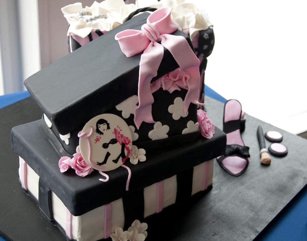 Arkansas Democrat-Gazette/CARY JENKINS
4/18/11
Passion for Fashion cake