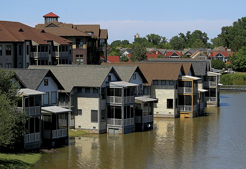 Mighty Mississippi clawing at Memphis’ Mud Island