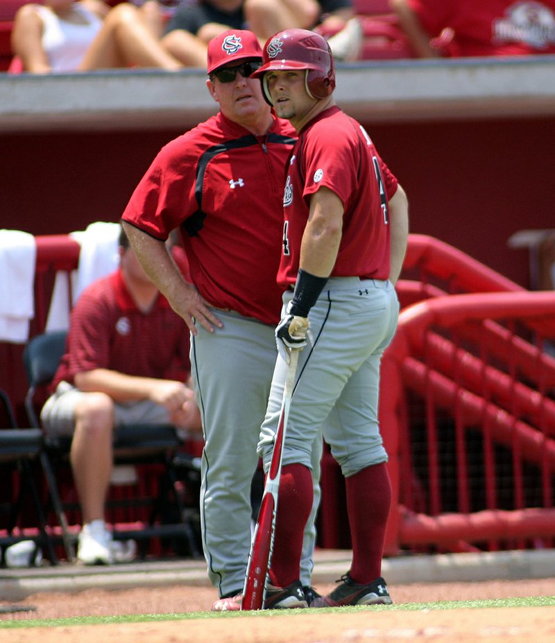 NCAA Baseball Super Regionals 2011, Texas Vs. Arizona St.: Longhorns  Advance With Game 3 Win 