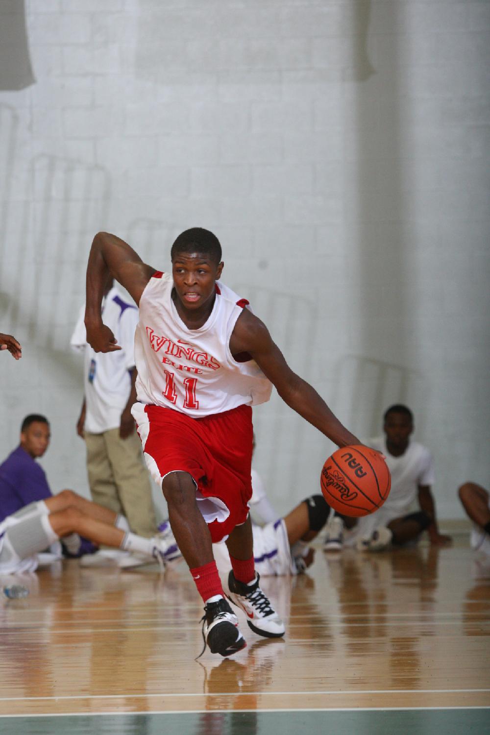 7/6/11
Arkansas Democrat-Gazette/STEPHEN B. THORNTON
Montgomery TarHeels versus Arkansas Wings Elite during their AAU basketball game Wednesday afternoon at Philander Smith College.