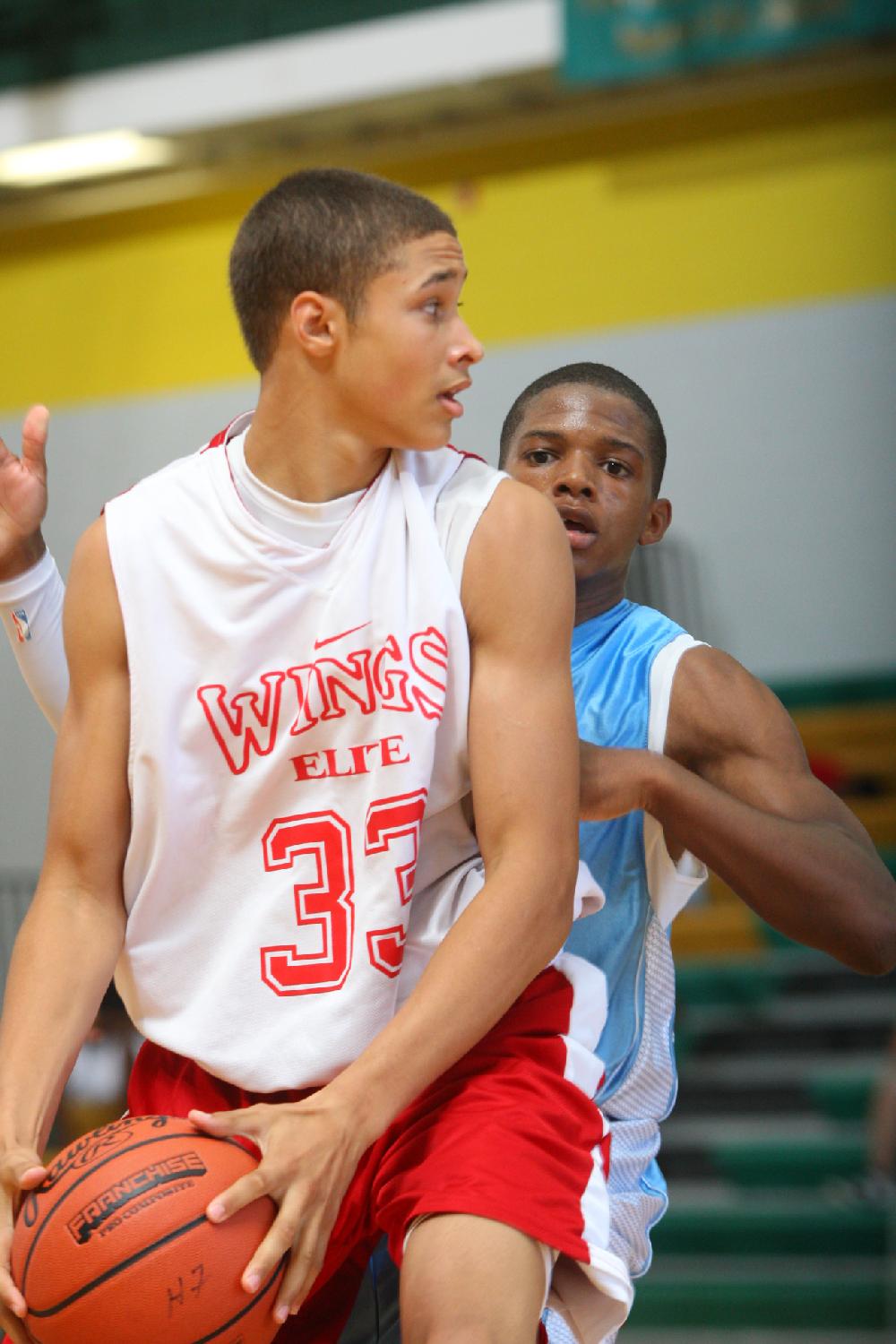7/6/11
Arkansas Democrat-Gazette/STEPHEN B. THORNTON
Montgomery TarHeels versus Arkansas Wings Elite during their AAU basketball game Wednesday afternoon at Philander Smith College.